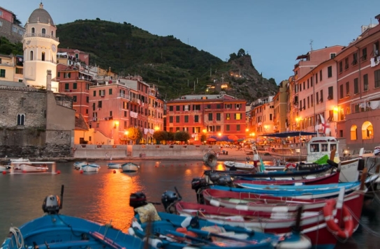 Cinque Terre: Scenic Coastal Hiking Experience with Wine & Local Flavors