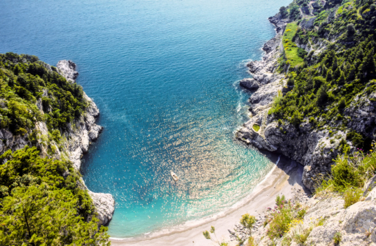 Transfer to Naples with stops in Amalfi, Ravello & Pompeii