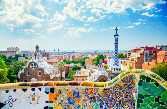 Barcelona & Montserrat Full-Day Experience – Gaudí Highlights & Skip-the-Line Option