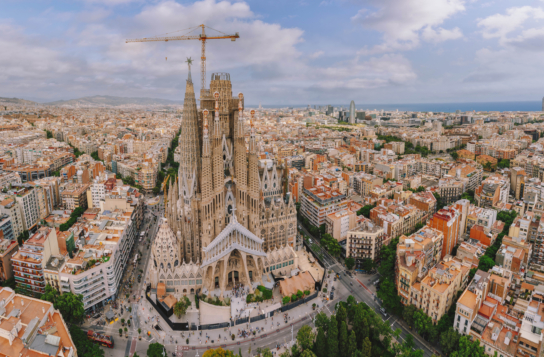 The Best of Barcelona & Sagrada Familia – Half-Day Experience