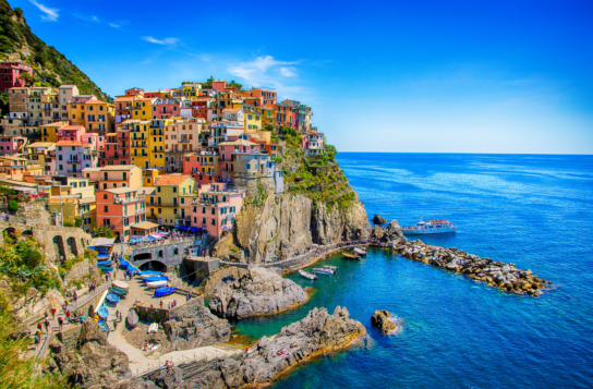 Cinque Terre Experience — Where Sky Meets Sea and Villages Touch the Horizon