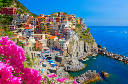 Transfer to Cinque Terre with Stops in Volterra and Pisa