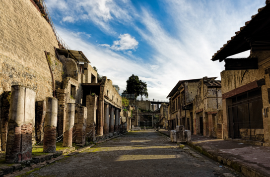 Transfer to Naples with Stops in Pompeii and Herculaneum