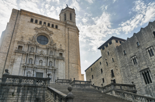 Girona & Costa Brava Full-Day Discovery – Medieval Town & Tossa de Mar