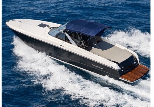 From Amalfi to Capri Island in a Luxury Itama 38-Foot Speedboat
