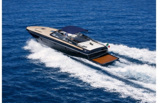 From Salerno to Capri Island in a Luxury Itama 45-Foot Speedboat