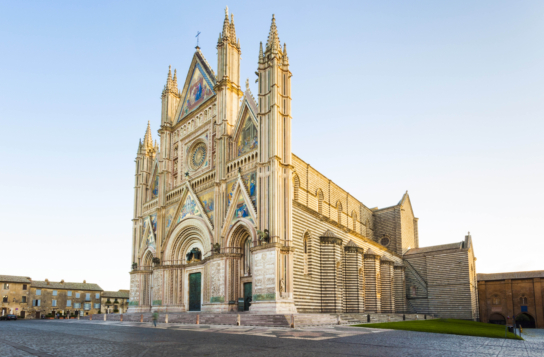 Transfer to Salerno with a Stop in Orvieto