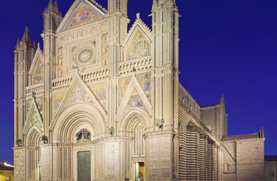 Transfer to Orvieto with Stops in Siena and San Gimignano