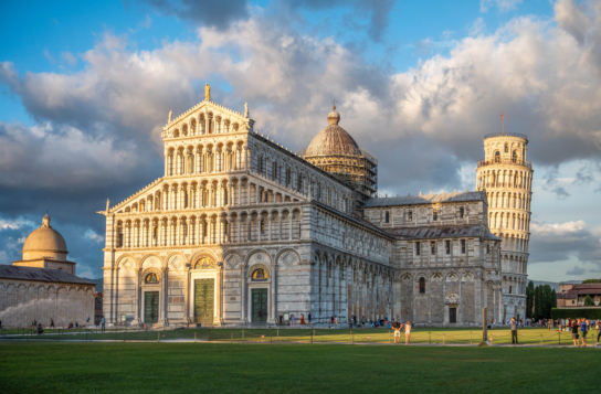 Transfer to Livorno with Stops in San Gimignano and Pisa