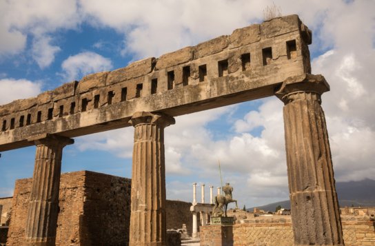 Transfer to Rome with Stops in Pompeii and Herculaneum