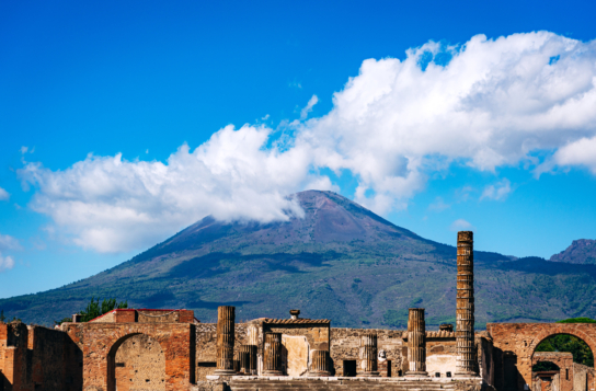 Pompeii & Naples – Ancient History & The Living City Experience