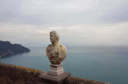 Transfer to Naples with Stops in Ravello & Pompeii