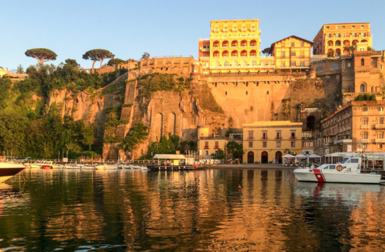 Transfer to Sorrento with a Stop in Pompeii