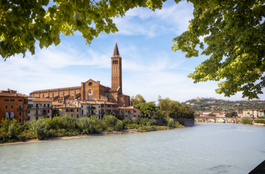 Transfer to Lake Garda with a Stop in Verona