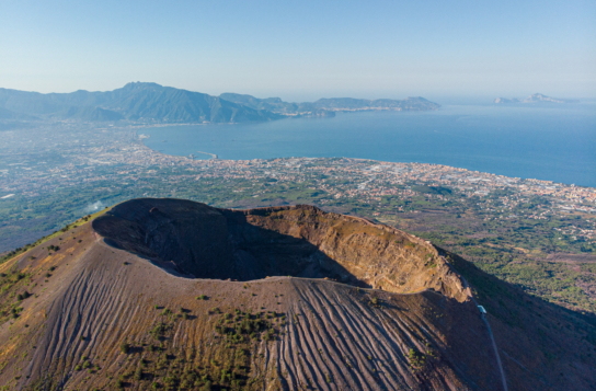 Mount Vesuvius Hike, Lunch & Wine Tasting Experience