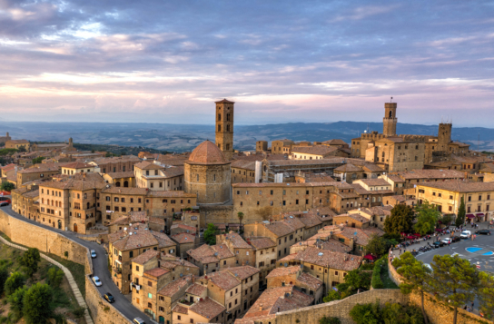 Transfer to Lucca with Stops in San Gimignano and Volterra